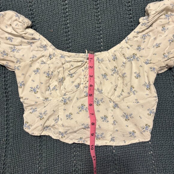 5/$25 💐 | Hollister Milkmaid Top - Picture 4 of 5
